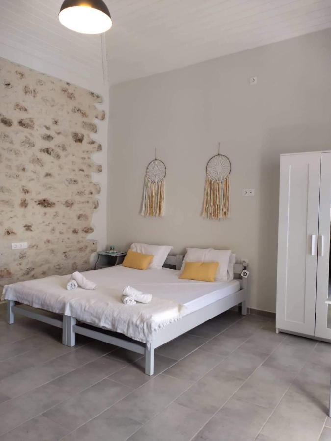 Casa Con Vista Apartments Chalki Town エクステリア 写真