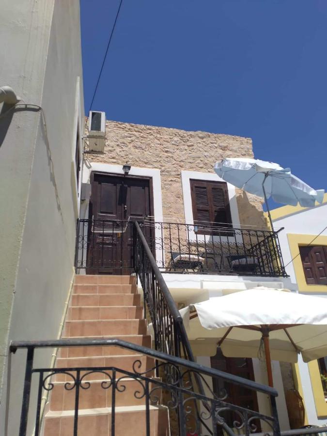Casa Con Vista Apartments Chalki Town エクステリア 写真