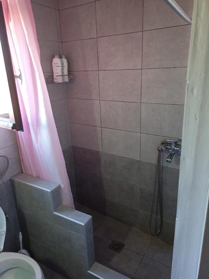 Casa Con Vista Apartments Chalki Town エクステリア 写真